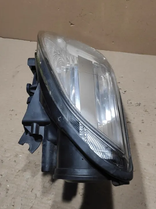 Vasen Bi-Xenon Ajovalaisin Skoda Superb II image 3