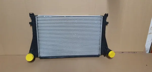 Intercooler OEM 5Q0145803AE pour VW Seat Skoda image 2