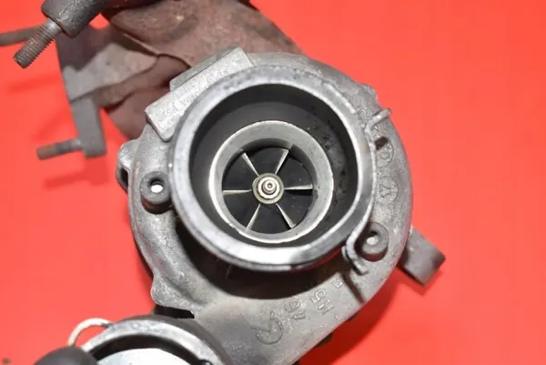 Turbocompressor OEM 03G253019A para Audi A3 8P 2.0 TDI image 5