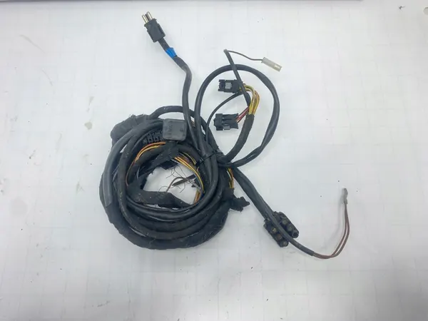 Aurinkoluukun asennusjohto Mercedes W124 image 7