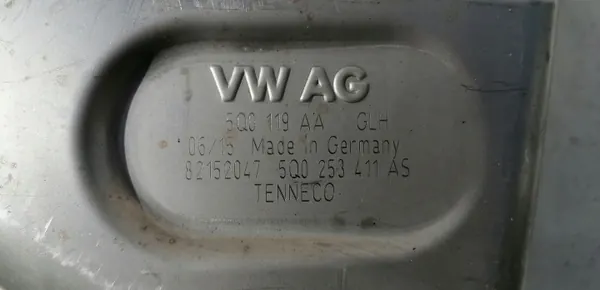 VW Golf VII Mittelschalldämpfer OEM 5Q0253411AK image 7