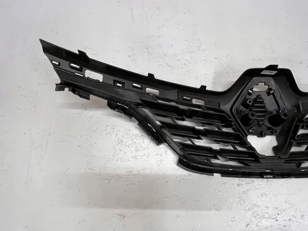 Renault Captur II Radiator Grille OE 623105565R image 6
