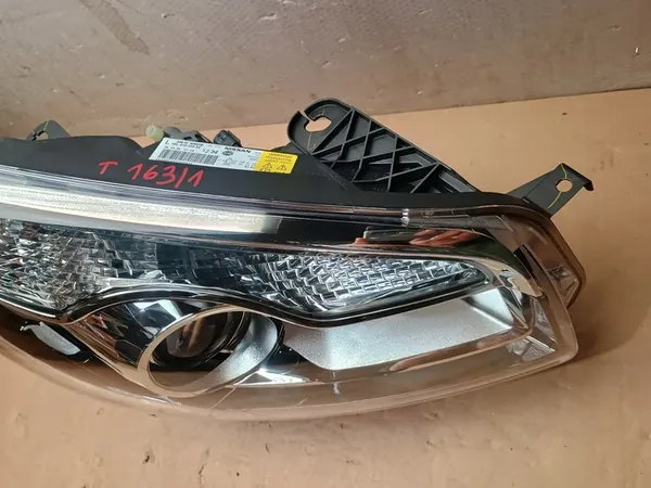 Oikea xenon-ajovalot Nissan Qashqai J10 image 2