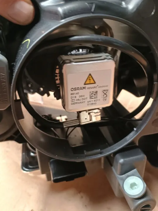 Oikea xenon-ajovalot Nissan Qashqai J10 image 7