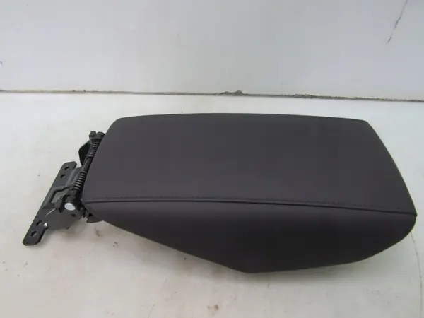 Reposabrazos OEM 84660AT000 para Kia Niro II 24R image 3