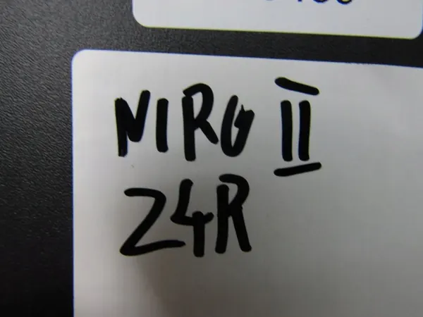 Reposabrazos OEM 84660AT000 para Kia Niro II 24R image 9