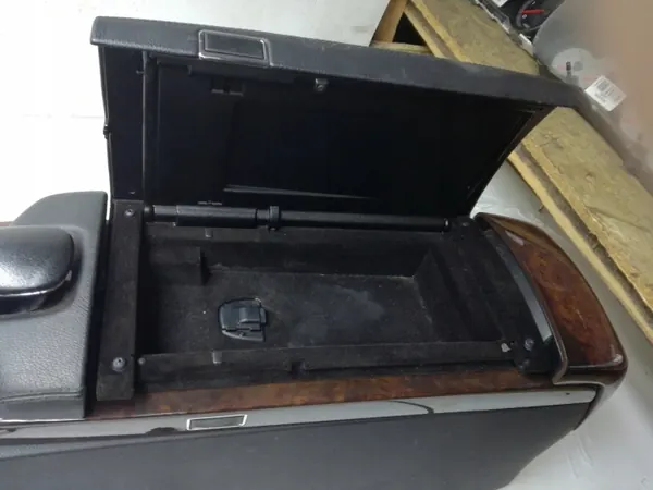 Middenarmleuningtunnel OEM 7110112 Mercedes S-Klasse W221 image 4