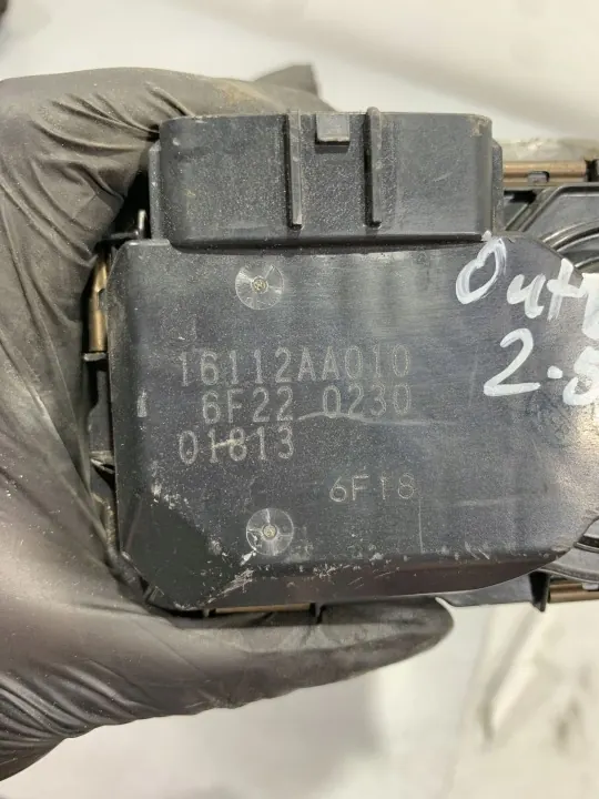 Subaru Outback Gasklep OEM FBZ18397 image 7