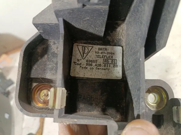 Selector de marchas Porsche 996 OEM 99642601109 image 6