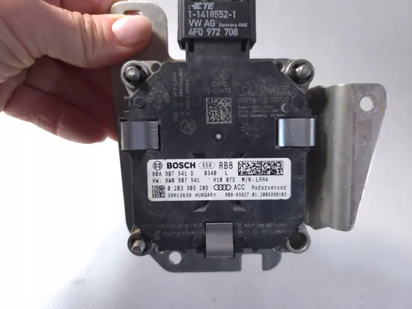 Sensores ACC OEM 80A907541D/80A907561D Esq/Dir image 7