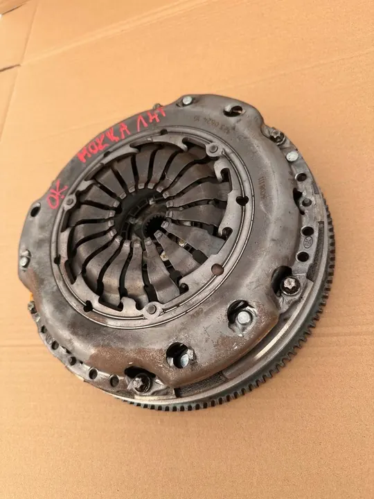 Kytkinpaketti kaksimassavanteella Opel 1.4 Insignia Astra Mokka OEM image 4