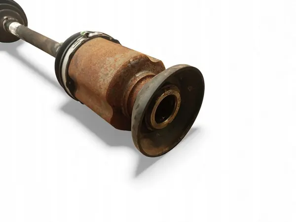 VW Atlas CROSS Sport 3.6 AWD R-Line Höger Främre Halvaxel image 4