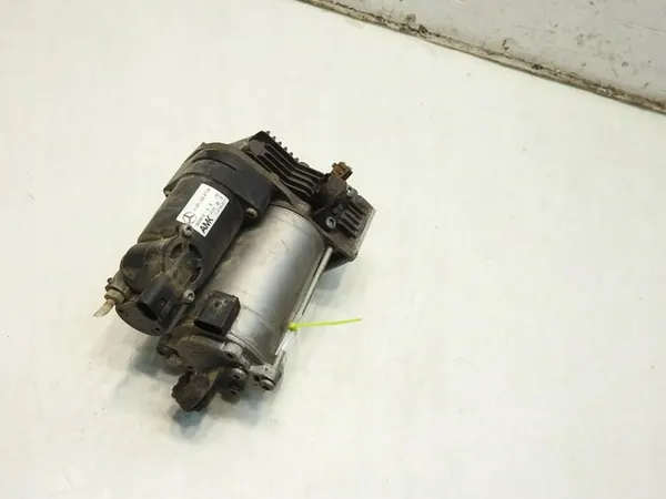 Fjädringskompressor Mercedes W251 3.0 CDI A2513202704 image 3