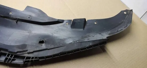 Stötfångare Underdel VW TOURAN 2018 5TA805915E image 4