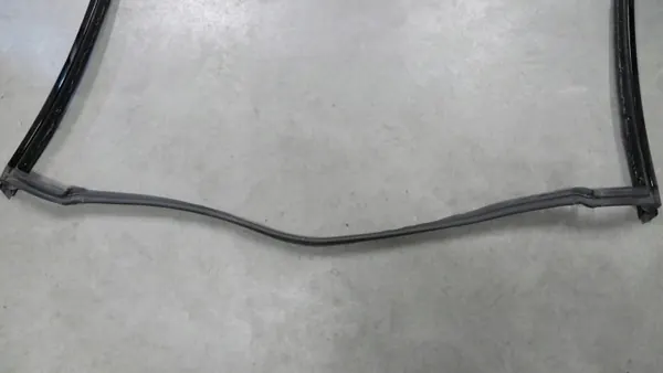 Joint de toit pliant BMW F33 E93 OEM 7217243 image 3