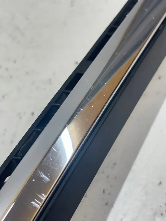 Griglia paraurti anteriore destra VW Touareg III 760853598A image 4