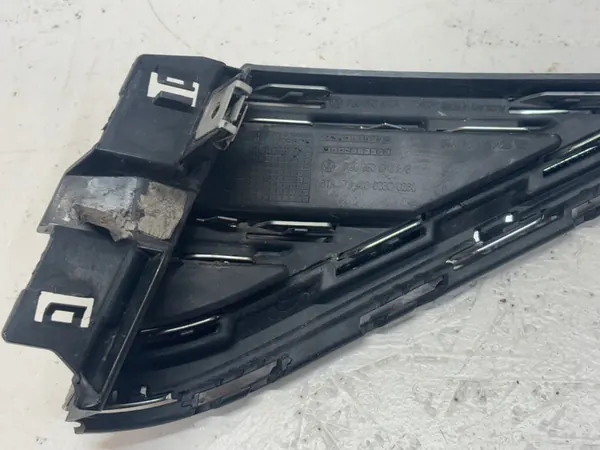 Griglia paraurti anteriore destra VW Touareg III 760853598A image 7