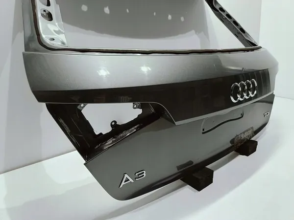 AUDI A3 8V Trunk Lid Rear Glass Lx7r OEM 8V4827025D image 5