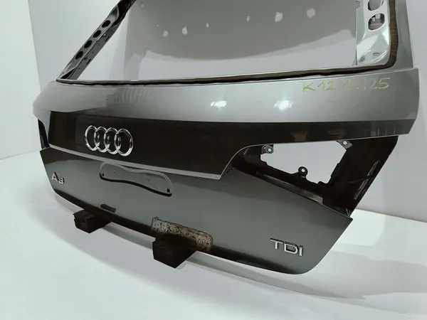 AUDI A3 8V Trunk Lid Rear Glass Lx7r OEM 8V4827025D image 6