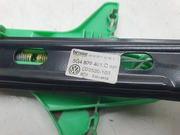 Elevador de vidro traseiro esquerdo VW Golf VII Kombi image 4