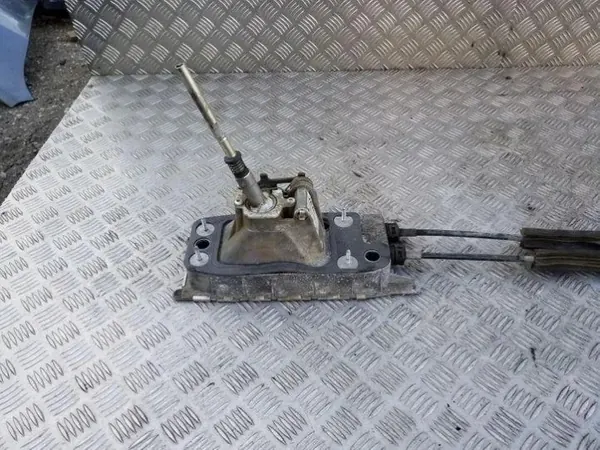Vaihteiston mekanismi OEM 1K0711266 Skoda Octavia image 5