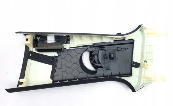 OEM 4M0867244B Rechter pilaarbekleding zwart Audi Q7 image 6