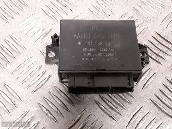 2011 Peugeot Expert ECU 9661496880 image 2