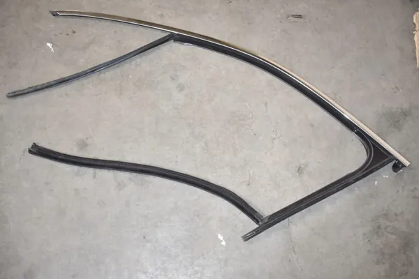 OEM 9Y0837431A/B Ovenlista Vasen Etu Porsche Cayenne image 2