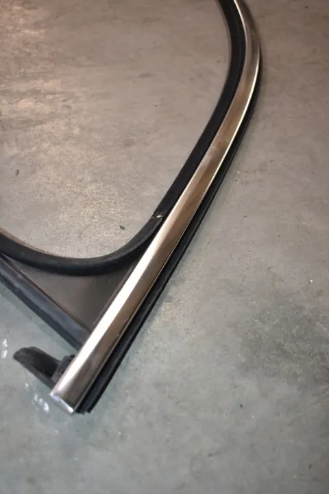 OEM 9Y0837431A/B Ovenlista Vasen Etu Porsche Cayenne image 4