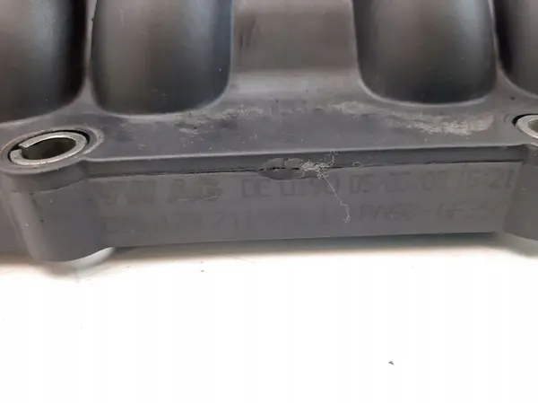 Volkswagen OE 03G129711AP coletor de admissão image 2