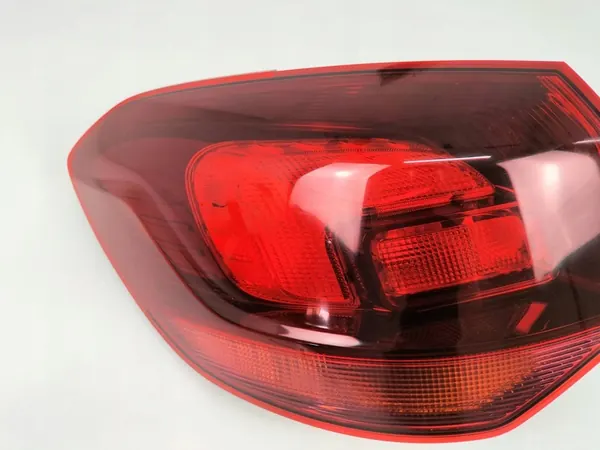 Vänster baklykta Opel Astra J 5D HB image 3