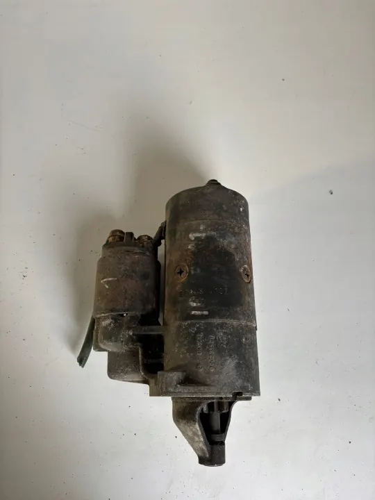 Démarreur Bosch 12V OEM 9000334102 pour Seat Ibiza image 2