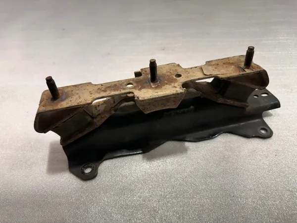 Support de boîte OEM 68159782AB pour Dodge RAM 1500 image 2
