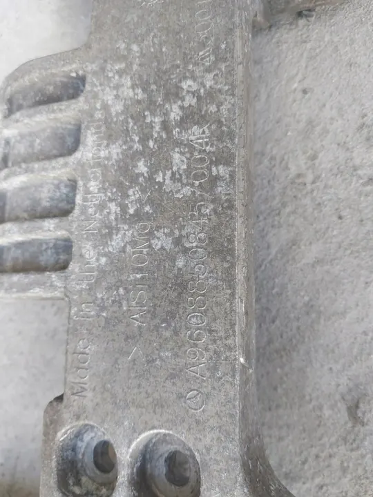 Support de marchepied droit MERCEDES ACTROS MP4 A9608850845 image 2