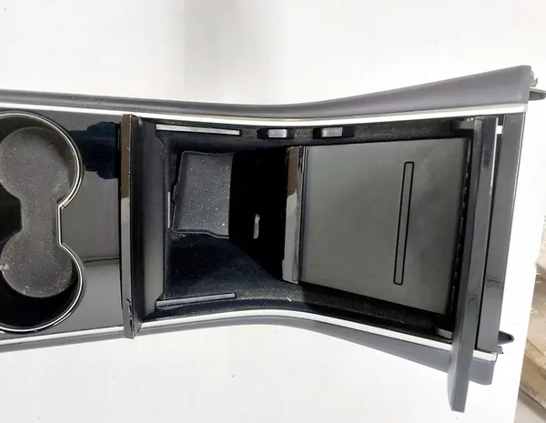 Console central Tesla MODEL 3 2019 1499043-00-A image 3