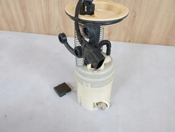 BRANDSTOFPOMP MERCEDES B-KLASA W245 LIFT 1.5 BENZ A1694701694 image 5