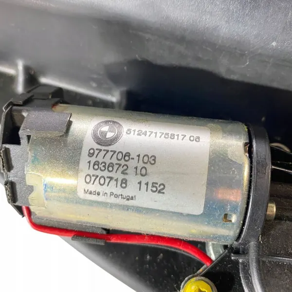 Atuador de fechadura porta-malas BMW X5 E70 OEM 977706103 image 6