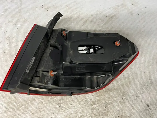 Linker achterlamp Mercedes W212 A2129061703 image 7