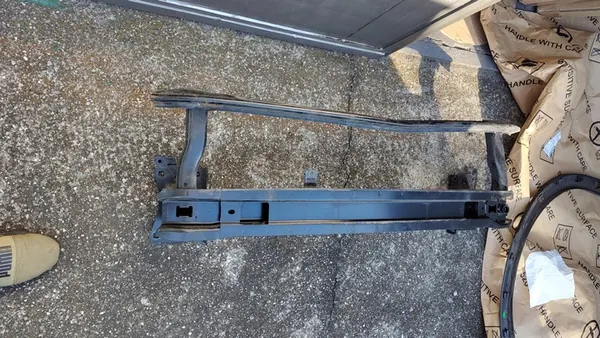 Etupuskuri VW T-Cross image 4