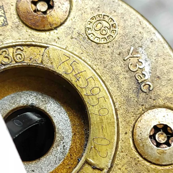 VVT BMW E60 E61 E65 E82 E90 E91 7545959 image 6