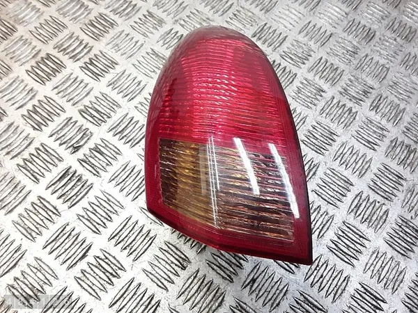 2006 Alfa Romeo 147 Luz Trasera 46556347 image 2