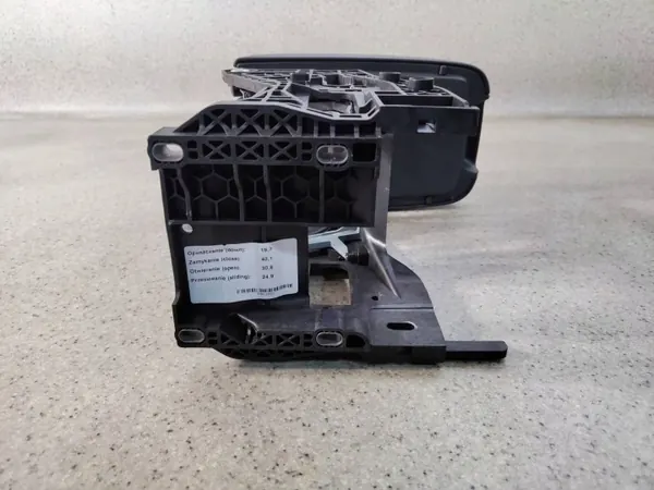 Accoudoir OEM AOP44494 pour Skoda Karoq - Occasion image 9