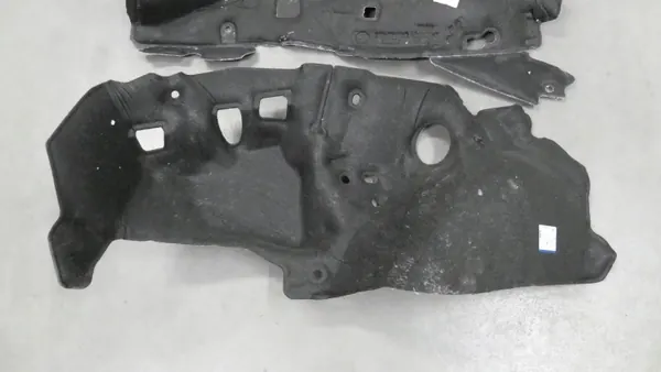BMW OEM 7489839 7445269 Isolation Coffre Arrière Gauche image 6