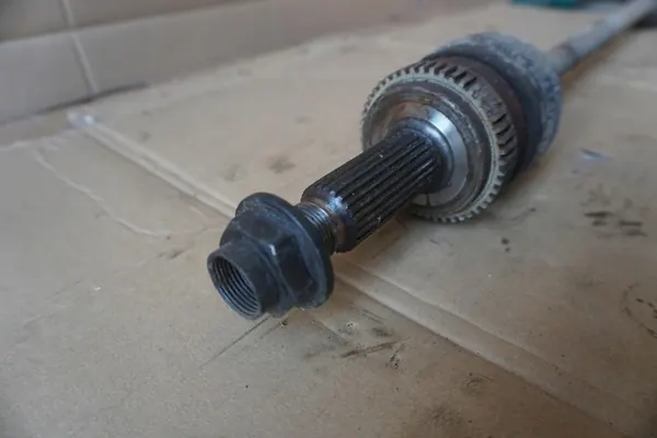 KIA SPORTAGE III SL Vänster Bakaxel 496002Y000 image 5