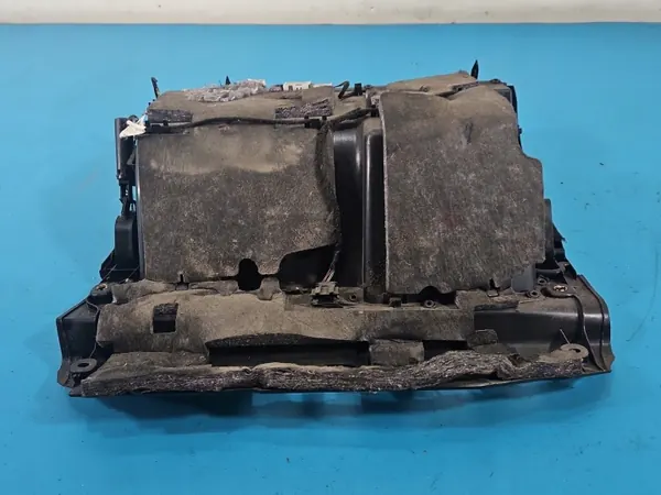 Porta-luvas Audi A3 8P OEM 8P1857035G Usado image 7