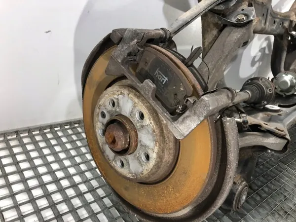 TRAVE POSTERIORE AUDI A6 C7 Berlina 10-18 4G0505235R image 6