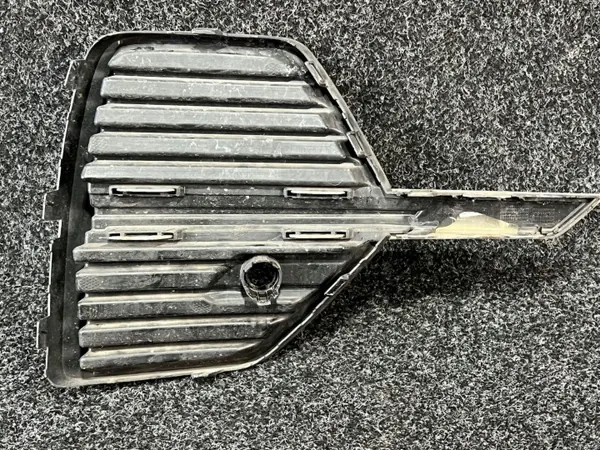 Grelha para-choques Volvo XC60 21- OEM 32234952 image 5
