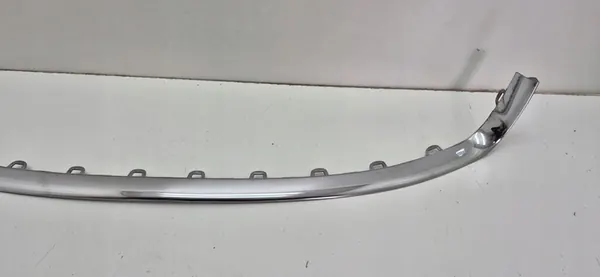 SKODA SUPERB II Etupuskuri Kromilista image 3