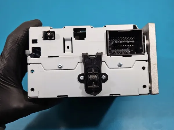 Radio d'origine OEM 39068066 pour Opel Corsa E image 9
