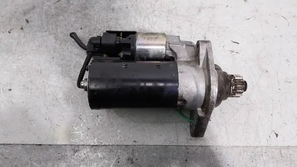Motor de arranque 02Z911024H VW Caddy III Golf VI Passat B7 2.0 TDI image 2